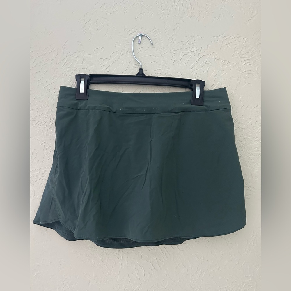 Outdoor Voices Green Skort Size Medium